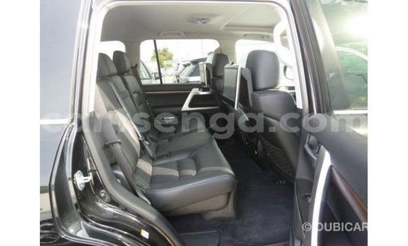 Nunua Imported Toyota Land Cruiser Black Gari ndani ya Import - Dubai nchini Hhohho Nunua Imported Toyota Land Cruiser Black Gari ndani ya Import - Dubai nchini Hhohho