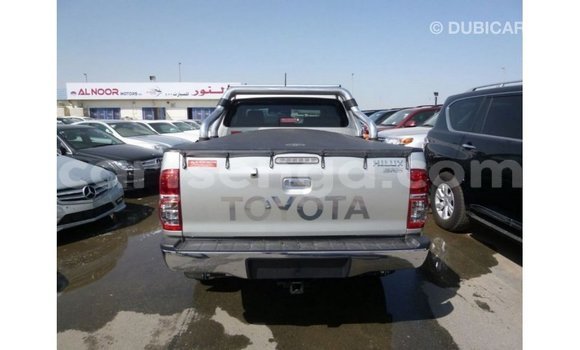 Nunua Imported Toyota Hilux Other Gari ndani ya Import - Dubai nchini Hhohho Nunua Imported Toyota Hilux Other Gari ndani ya Import - Dubai nchini Hhohho