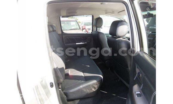 Nunua Imported Toyota Hilux Other Gari ndani ya Import - Dubai nchini Hhohho Nunua Imported Toyota Hilux Other Gari ndani ya Import - Dubai nchini Hhohho