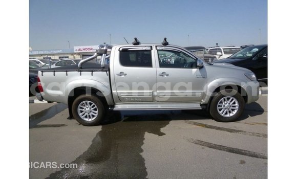 Nunua Imported Toyota Hilux Other Gari ndani ya Import - Dubai nchini Hhohho Nunua Imported Toyota Hilux Other Gari ndani ya Import - Dubai nchini Hhohho