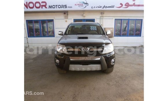 Buy Import Toyota Hilux Black Car in Import - Dubai in Hhohho Buy Import Toyota Hilux Black Car in Import - Dubai in Hhohho