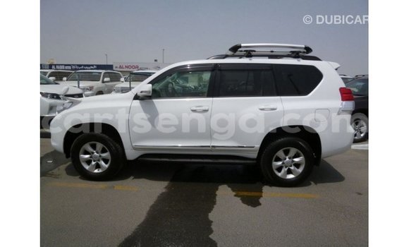 Buy Import Toyota Prado White Car in Import - Dubai in Hhohho Buy Import Toyota Prado White Car in Import - Dubai in Hhohho