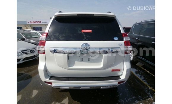 Buy Import Toyota Prado White Car in Import - Dubai in Hhohho Buy Import Toyota Prado White Car in Import - Dubai in Hhohho