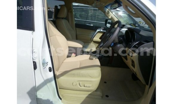 Buy Import Toyota Prado White Car in Import - Dubai in Hhohho Buy Import Toyota Prado White Car in Import - Dubai in Hhohho