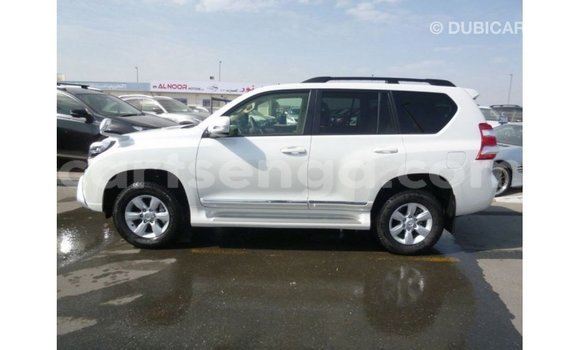 Buy Import Toyota Prado White Car in Import - Dubai in Hhohho Buy Import Toyota Prado White Car in Import - Dubai in Hhohho