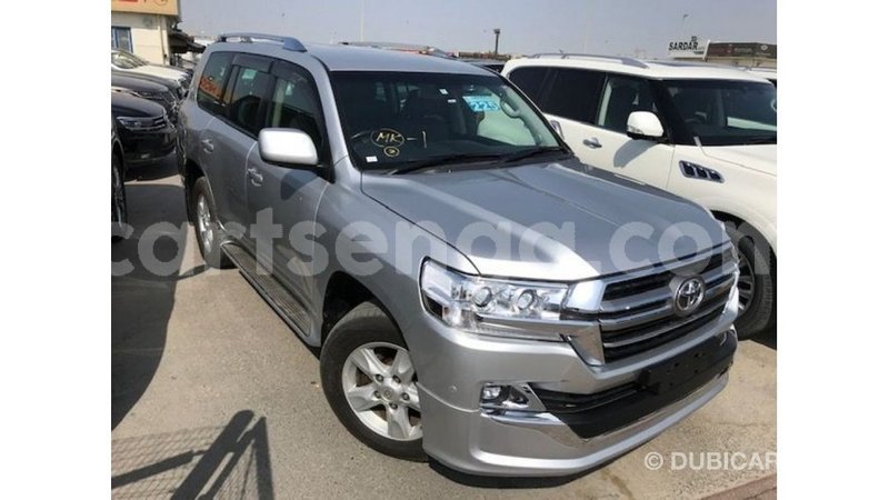 Big with watermark toyota land cruiser hhohho import dubai 15281