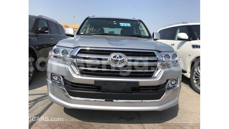 Big with watermark toyota land cruiser hhohho import dubai 15281