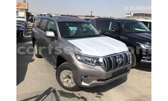 Acheter Import Voiture Toyota Prado Marron à Import - Dubai, Hhohho Acheter Import Voiture Toyota Prado Marron à Import - Dubai, Hhohho