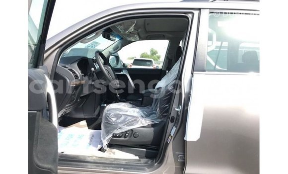 Acheter Import Voiture Toyota Prado Marron à Import - Dubai, Hhohho Acheter Import Voiture Toyota Prado Marron à Import - Dubai, Hhohho