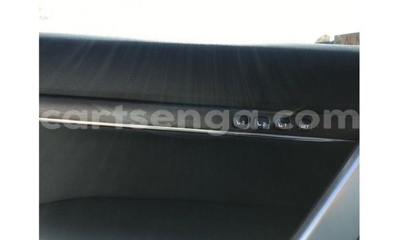 Nunua Imported Toyota Land Cruiser White Gari ndani ya Import - Dubai nchini Hhohho Nunua Imported Toyota Land Cruiser White Gari ndani ya Import - Dubai nchini Hhohho