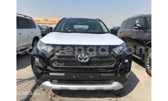 Acheter Import Voiture Toyota 4Runner Noir à Import - Dubai, Hhohho Acheter Import Voiture Toyota 4Runner Noir à Import - Dubai, Hhohho