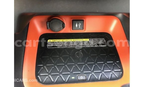 Acheter Import Voiture Toyota 4Runner Noir à Import - Dubai, Hhohho Acheter Import Voiture Toyota 4Runner Noir à Import - Dubai, Hhohho