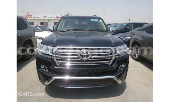 Acheter Import Voiture Toyota Land Cruiser Noir à Import - Dubai, Hhohho Acheter Import Voiture Toyota Land Cruiser Noir à Import - Dubai, Hhohho