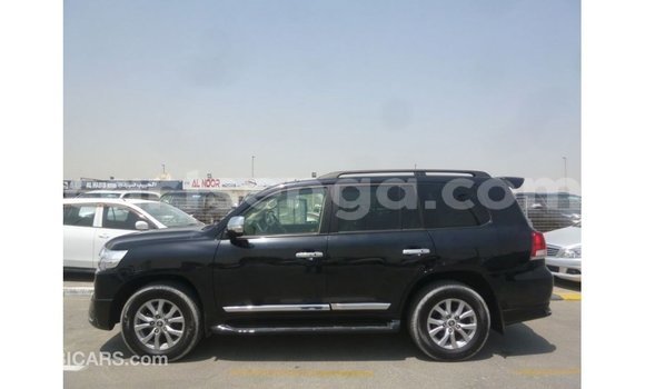 Acheter Import Voiture Toyota Land Cruiser Noir à Import - Dubai, Hhohho Acheter Import Voiture Toyota Land Cruiser Noir à Import - Dubai, Hhohho