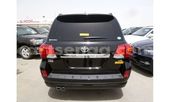 Acheter Import Voiture Toyota Land Cruiser Noir à Import - Dubai, Hhohho Acheter Import Voiture Toyota Land Cruiser Noir à Import - Dubai, Hhohho