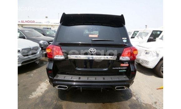 Nunua Imported Toyota Land Cruiser Black Gari ndani ya Import - Dubai nchini Hhohho Nunua Imported Toyota Land Cruiser Black Gari ndani ya Import - Dubai nchini Hhohho