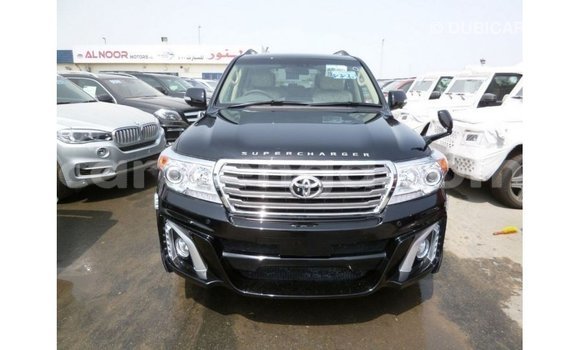 Nunua Imported Toyota Land Cruiser Black Gari ndani ya Import - Dubai nchini Hhohho Nunua Imported Toyota Land Cruiser Black Gari ndani ya Import - Dubai nchini Hhohho