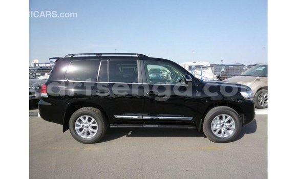Nunua Imported Toyota Land Cruiser Black Gari ndani ya Import - Dubai nchini Hhohho Nunua Imported Toyota Land Cruiser Black Gari ndani ya Import - Dubai nchini Hhohho