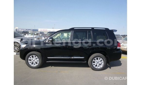 Nunua Imported Toyota Land Cruiser Black Gari ndani ya Import - Dubai nchini Hhohho Nunua Imported Toyota Land Cruiser Black Gari ndani ya Import - Dubai nchini Hhohho