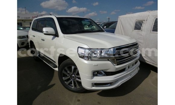 Nunua Imported Toyota Land Cruiser White Gari ndani ya Import - Dubai nchini Hhohho Nunua Imported Toyota Land Cruiser White Gari ndani ya Import - Dubai nchini Hhohho