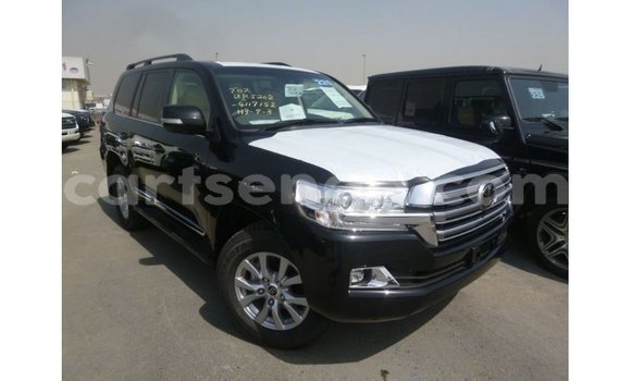 Acheter Import Voiture Toyota Land Cruiser Noir à Import - Dubai, Hhohho Acheter Import Voiture Toyota Land Cruiser Noir à Import - Dubai, Hhohho