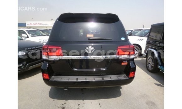 Acheter Import Voiture Toyota Land Cruiser Noir à Import - Dubai, Hhohho Acheter Import Voiture Toyota Land Cruiser Noir à Import - Dubai, Hhohho