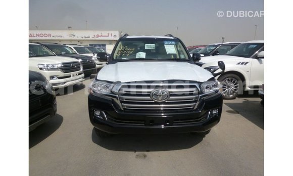 Acheter Import Voiture Toyota Land Cruiser Noir à Import - Dubai, Hhohho Acheter Import Voiture Toyota Land Cruiser Noir à Import - Dubai, Hhohho