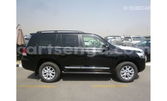 Acheter Import Voiture Toyota Land Cruiser Noir à Import - Dubai, Hhohho Acheter Import Voiture Toyota Land Cruiser Noir à Import - Dubai, Hhohho