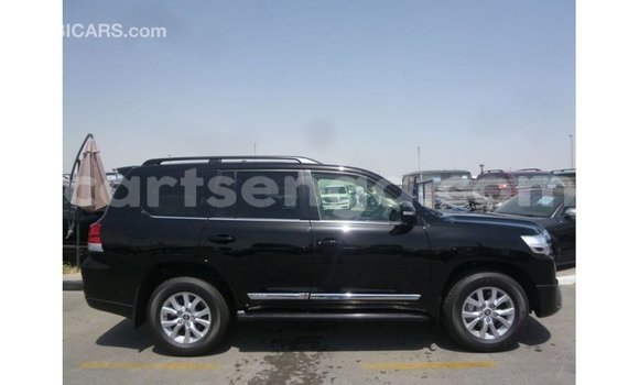 Acheter Import Voiture Toyota Land Cruiser Noir à Import - Dubai, Hhohho Acheter Import Voiture Toyota Land Cruiser Noir à Import - Dubai, Hhohho