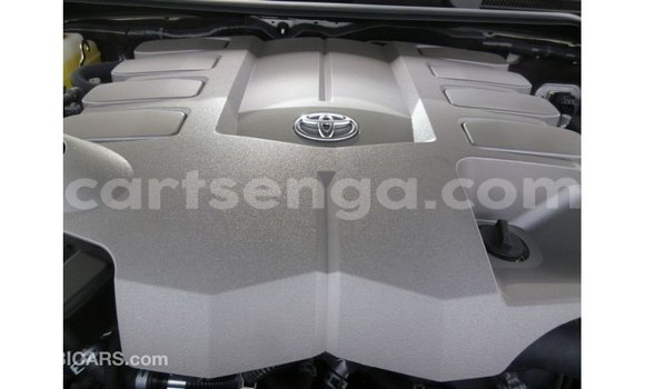 Buy Import Toyota Land Cruiser White Car in Import - Dubai in Hhohho Buy Import Toyota Land Cruiser White Car in Import - Dubai in Hhohho