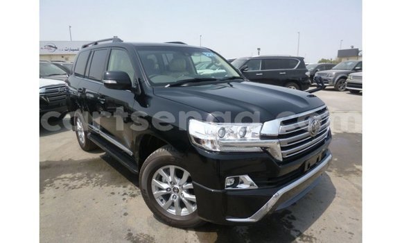 Acheter Import Voiture Toyota Land Cruiser Noir à Import - Dubai, Hhohho Acheter Import Voiture Toyota Land Cruiser Noir à Import - Dubai, Hhohho