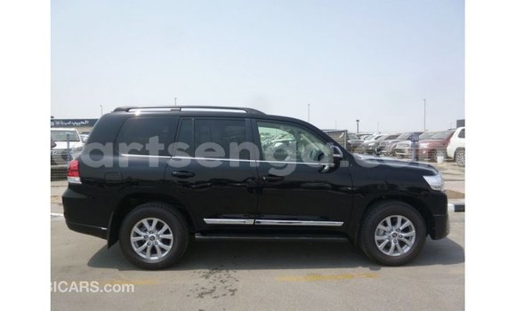 Acheter Import Voiture Toyota Land Cruiser Noir à Import - Dubai, Hhohho Acheter Import Voiture Toyota Land Cruiser Noir à Import - Dubai, Hhohho