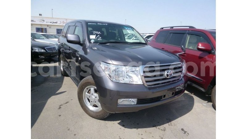 Big with watermark toyota land cruiser hhohho import dubai 15317