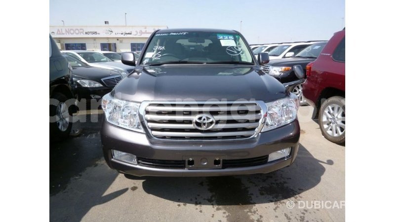 Big with watermark toyota land cruiser hhohho import dubai 15317