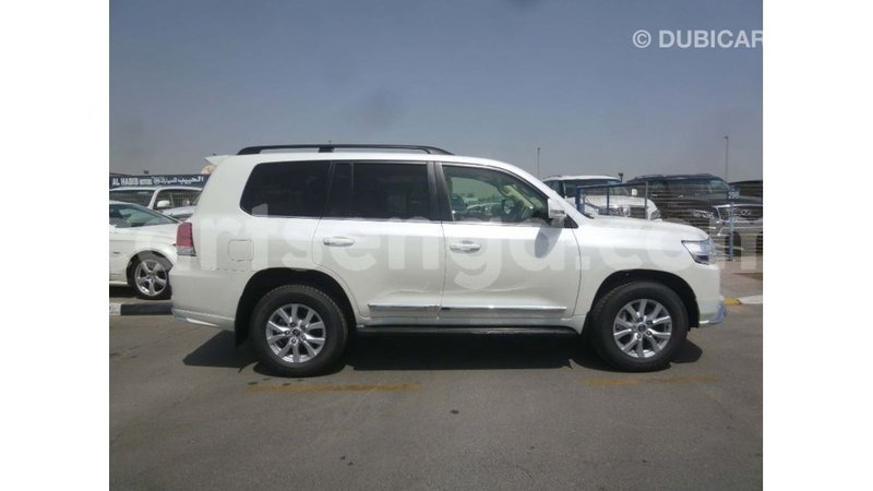 Big with watermark toyota land cruiser hhohho import dubai 15320