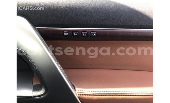 Acheter Import Voiture Toyota Land Cruiser Autre à Import - Dubai, Hhohho Acheter Import Voiture Toyota Land Cruiser Autre à Import - Dubai, Hhohho