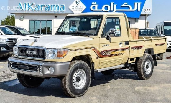 Buy Import Toyota Land Cruiser Beige Car in Import - Dubai in Hhohho Buy Import Toyota Land Cruiser Beige Car in Import - Dubai in Hhohho