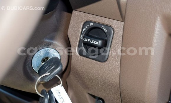 Buy Import Toyota Land Cruiser Beige Car in Import - Dubai in Hhohho Buy Import Toyota Land Cruiser Beige Car in Import - Dubai in Hhohho