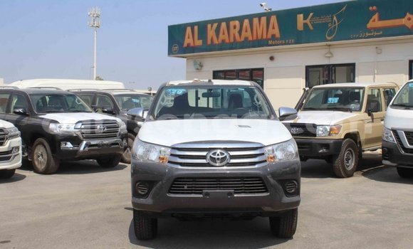 Buy Import Toyota Hilux Other Car in Import - Dubai in Hhohho Buy Import Toyota Hilux Other Car in Import - Dubai in Hhohho
