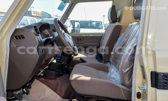Buy Import Toyota Land Cruiser Beige Car in Import - Dubai in Hhohho Buy Import Toyota Land Cruiser Beige Car in Import - Dubai in Hhohho