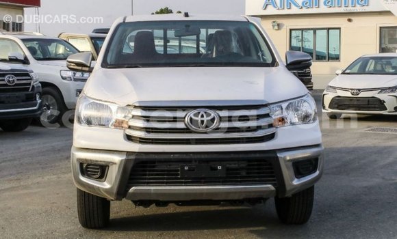 Buy Import Toyota Hilux White Car in Import - Dubai in Hhohho Buy Import Toyota Hilux White Car in Import - Dubai in Hhohho