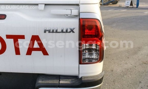 Buy Import Toyota Hilux White Car in Import - Dubai in Hhohho Buy Import Toyota Hilux White Car in Import - Dubai in Hhohho