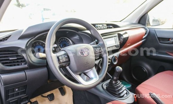 Buy Import Toyota Hilux White Car in Import - Dubai in Hhohho Buy Import Toyota Hilux White Car in Import - Dubai in Hhohho