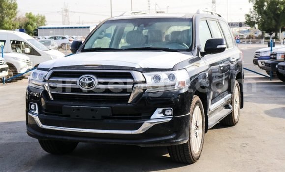 Buy Import Toyota Land Cruiser Black Car in Import - Dubai in Hhohho Buy Import Toyota Land Cruiser Black Car in Import - Dubai in Hhohho