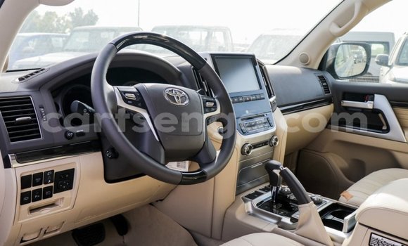 Buy Import Toyota Land Cruiser Black Car in Import - Dubai in Hhohho Buy Import Toyota Land Cruiser Black Car in Import - Dubai in Hhohho