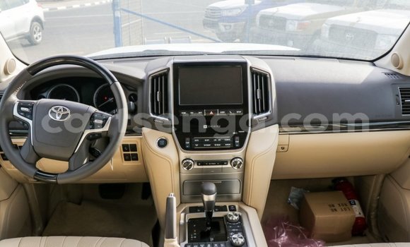 Buy Import Toyota Land Cruiser Black Car in Import - Dubai in Hhohho Buy Import Toyota Land Cruiser Black Car in Import - Dubai in Hhohho