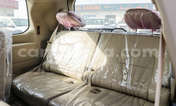 Buy Import Toyota Land Cruiser Black Car in Import - Dubai in Hhohho Buy Import Toyota Land Cruiser Black Car in Import - Dubai in Hhohho