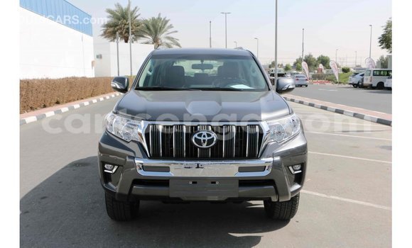Acheter Import Voiture Toyota Prado Noir à Import - Dubai, Hhohho Acheter Import Voiture Toyota Prado Noir à Import - Dubai, Hhohho