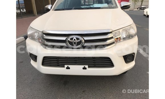Acheter Import Voiture Toyota Hilux Blanc à Import - Dubai, Hhohho Acheter Import Voiture Toyota Hilux Blanc à Import - Dubai, Hhohho