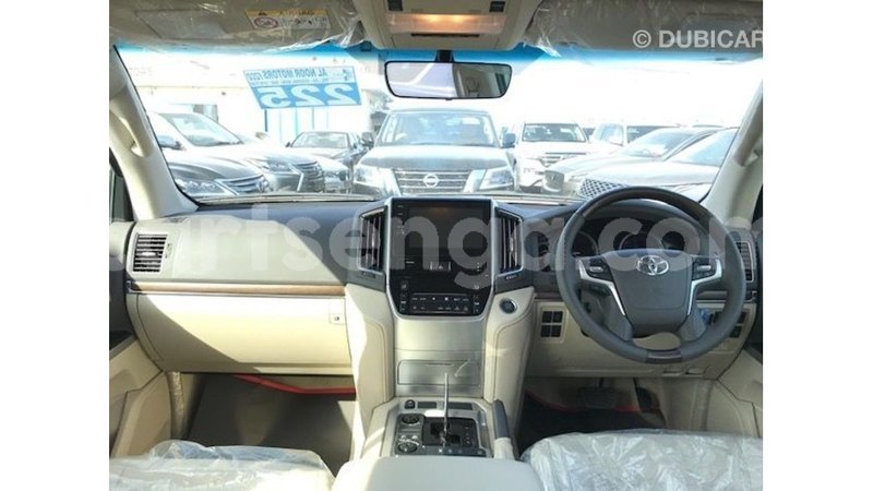 Big with watermark toyota land cruiser hhohho import dubai 15430